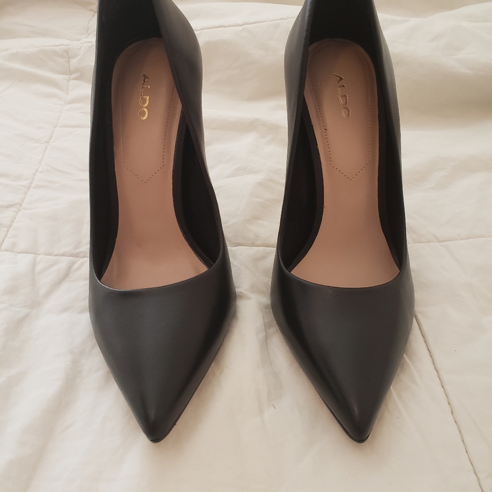 Aldo Leather Heels